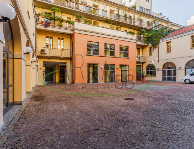 Riferimento V.U.GOTT.13 - Vendesi appartamento con terrazzo e vista panoramica in Corso San Gottardo 